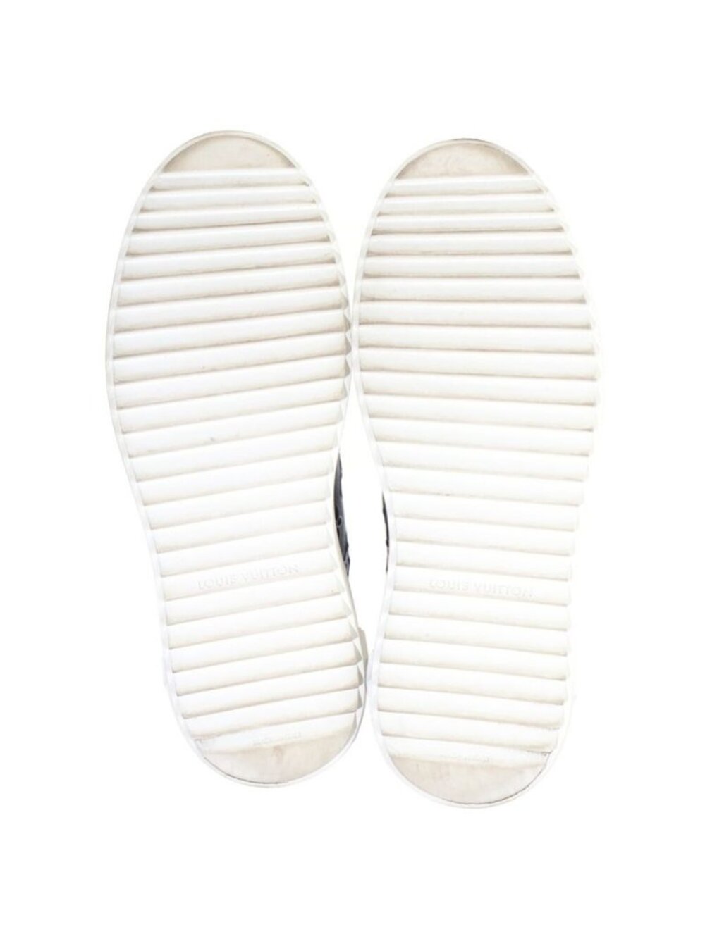 Louis Vuitton Time Out Sneaker - Picture 5 of 6